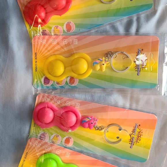 Accessories - Picture 7 of 16